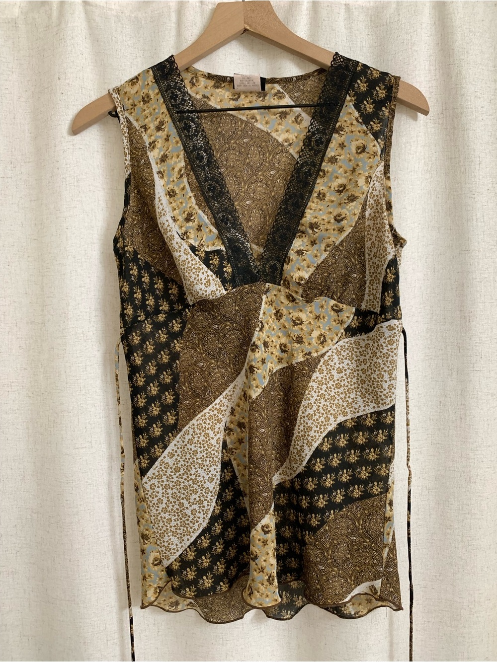JKLA USA y2k Patchwork print V-Neck Sleeveless Camisole Black Brown Paisley Sm